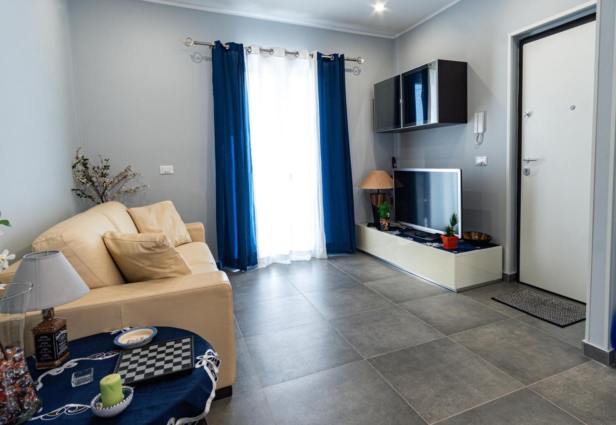 קאריני Nika Nika Holiday House מראה חיצוני תמונה