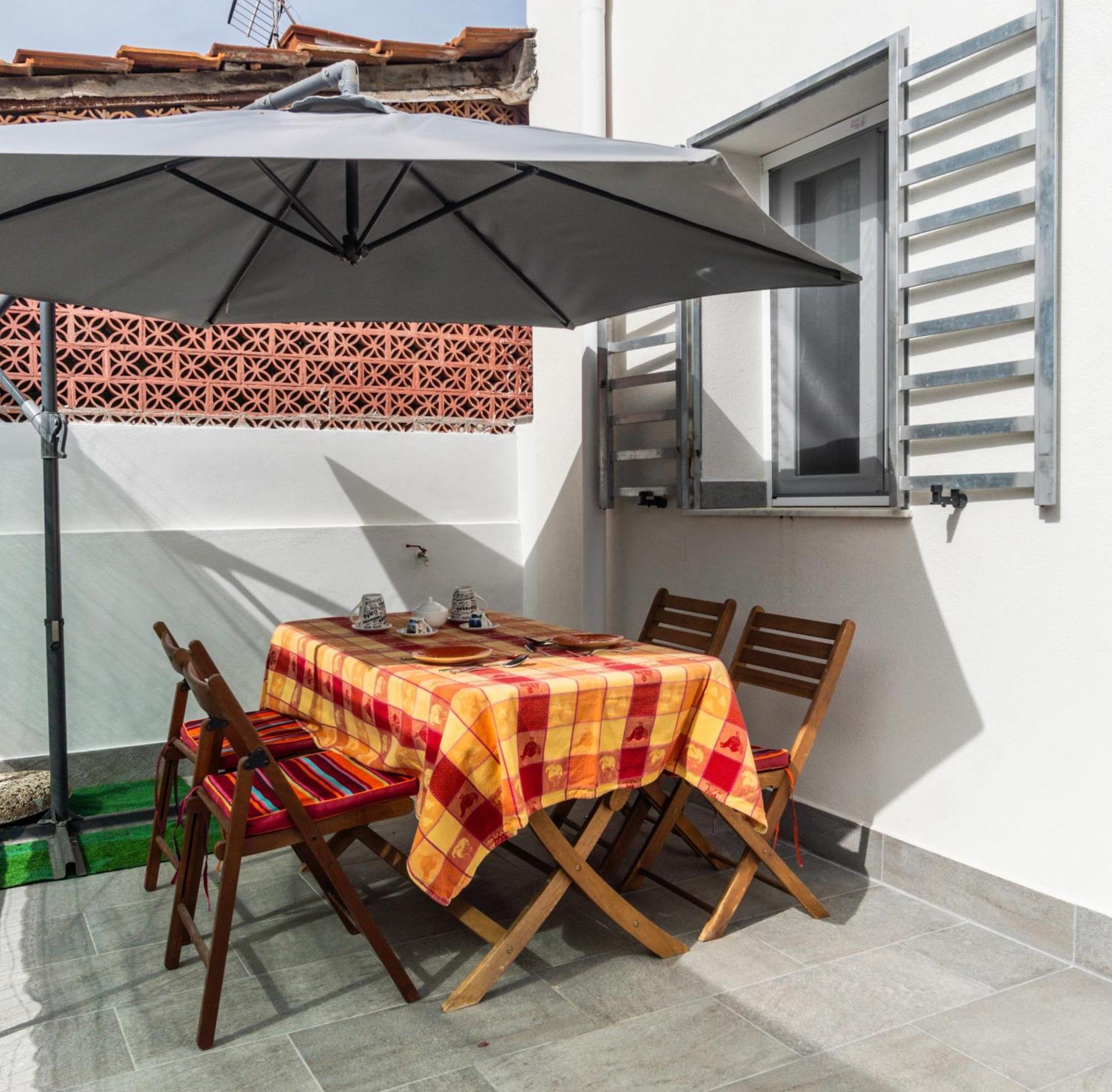 קאריני Nika Nika Holiday House מראה חיצוני תמונה